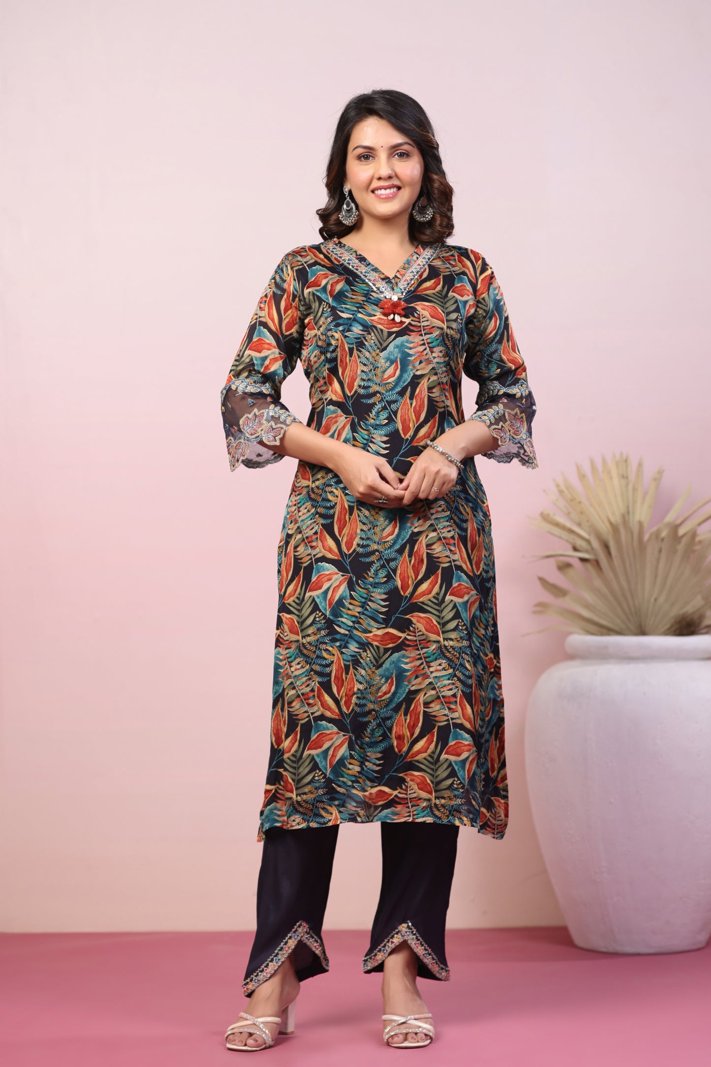 Chinnon Emroided Kurta Pant Set